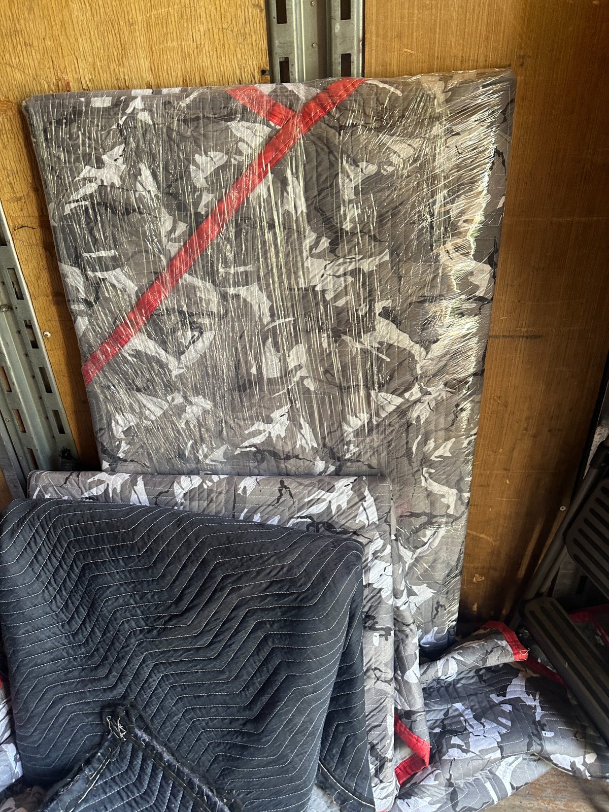 Loading & unloading a moving truck